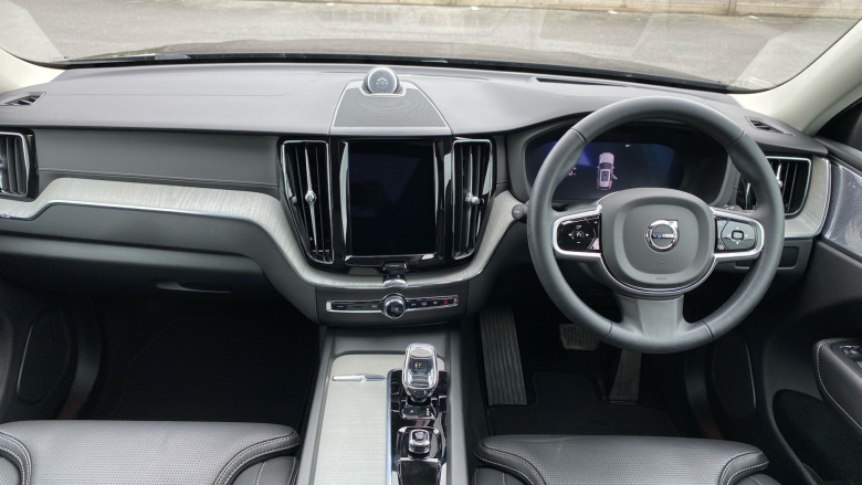 Volvo XC60 2.0 B5P Ultra Dark 5dr AWD Geartronic Petrol Estate